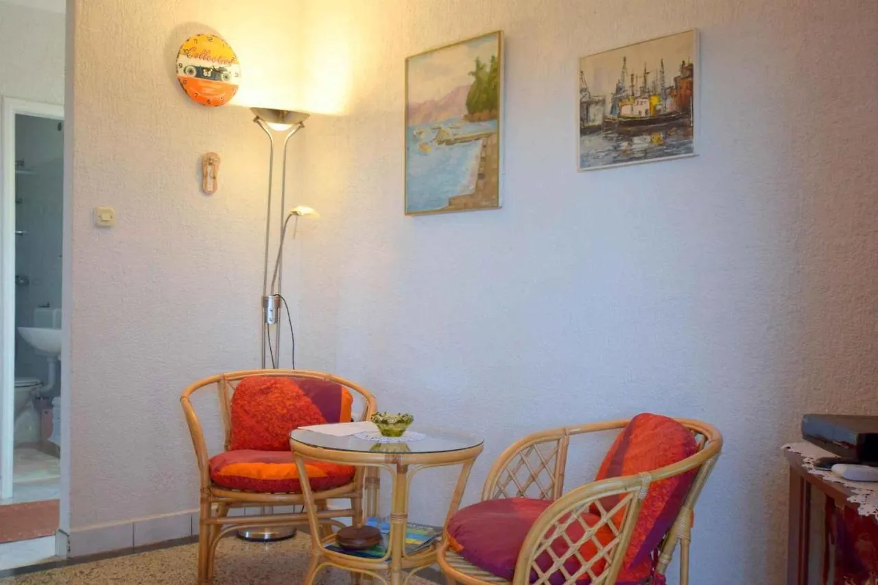 Apartment In Njivice/Insel Krk 13277 Croatia